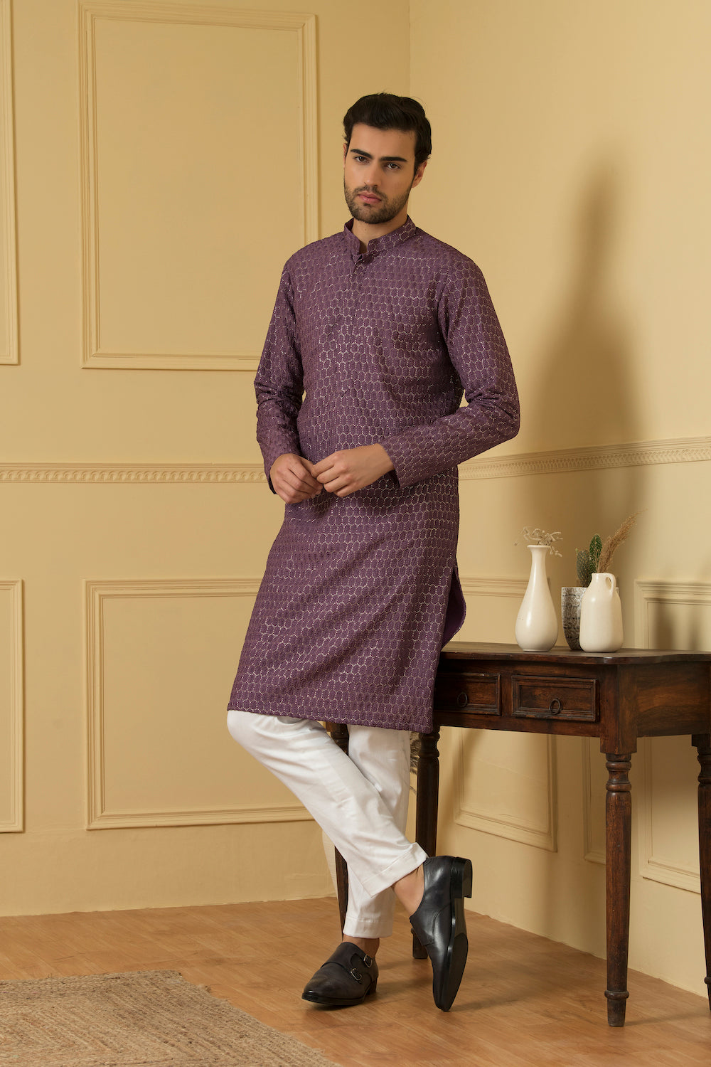 Purple Lucknowi Threadwork Kurta by Hilo Design | Grocsy