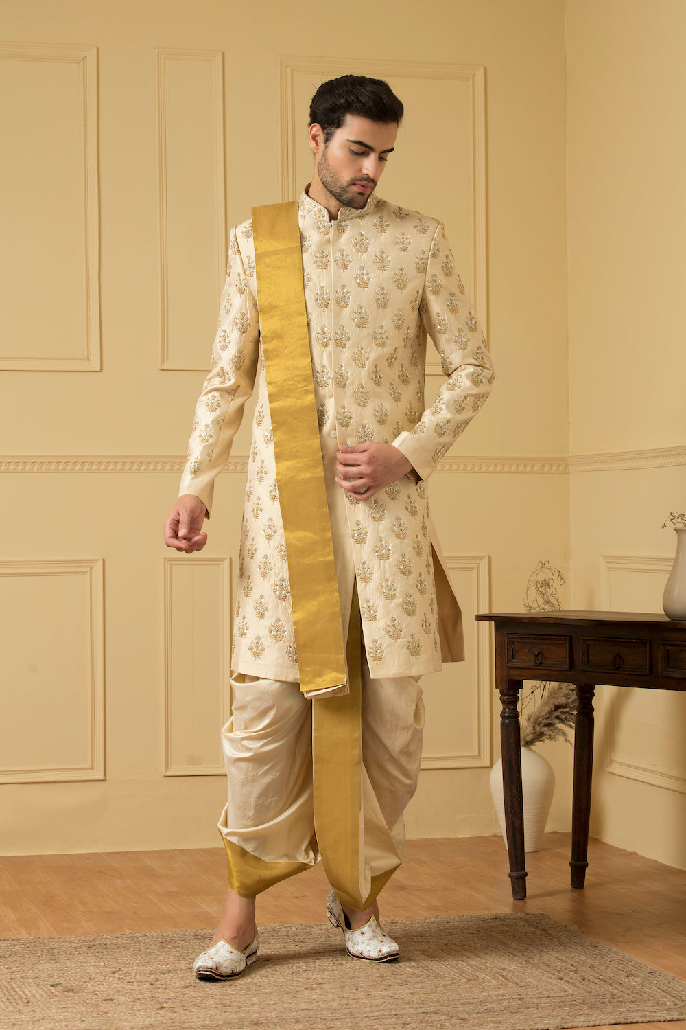 Esplendor Designer Men's Sherwani by Hilo Design | Grocsy
