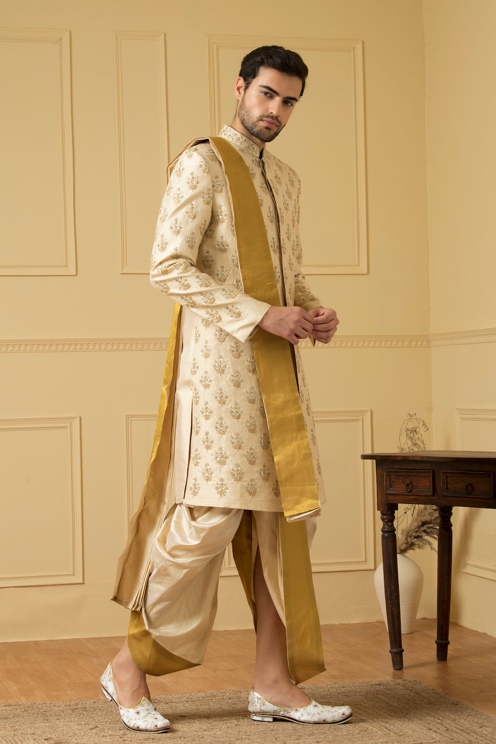 Esplendor Designer Men's Sherwani by Hilo Design | Grocsy