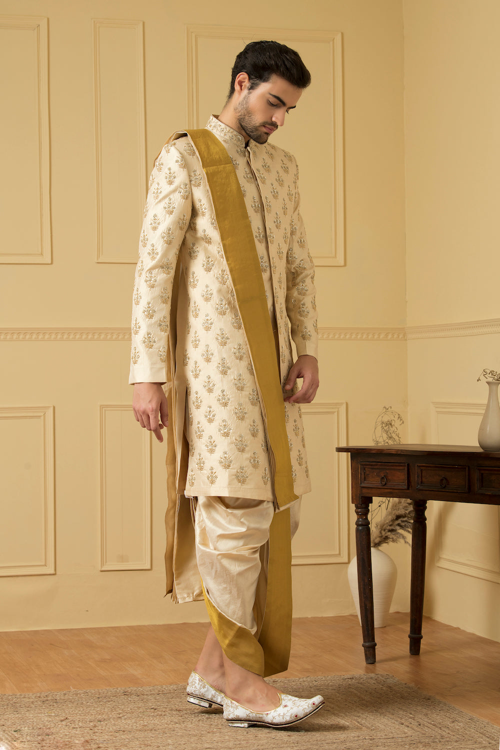 Esplendor Designer Men's Sherwani by Hilo Design | Grocsy