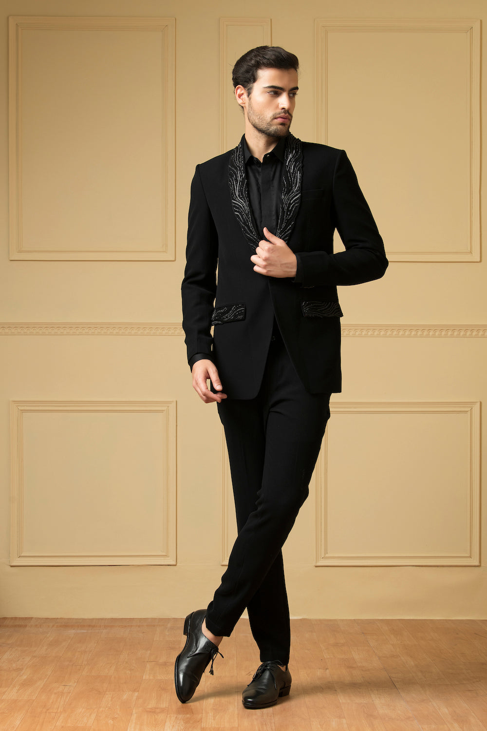 Black Blazer by Hilo Design | Grocsy