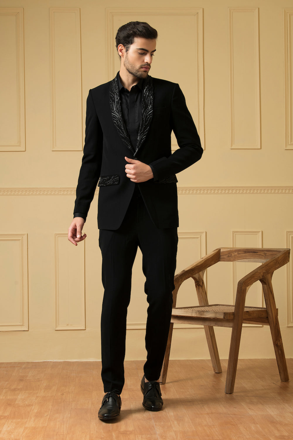 Black Blazer by Hilo Design | Grocsy