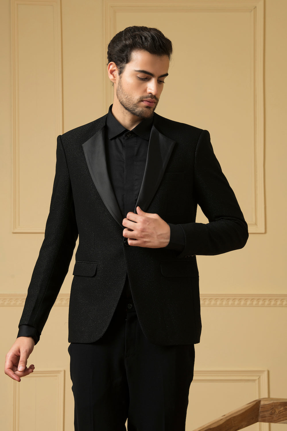 The Sharp Black Blazer by Hilo Design | Grocsy