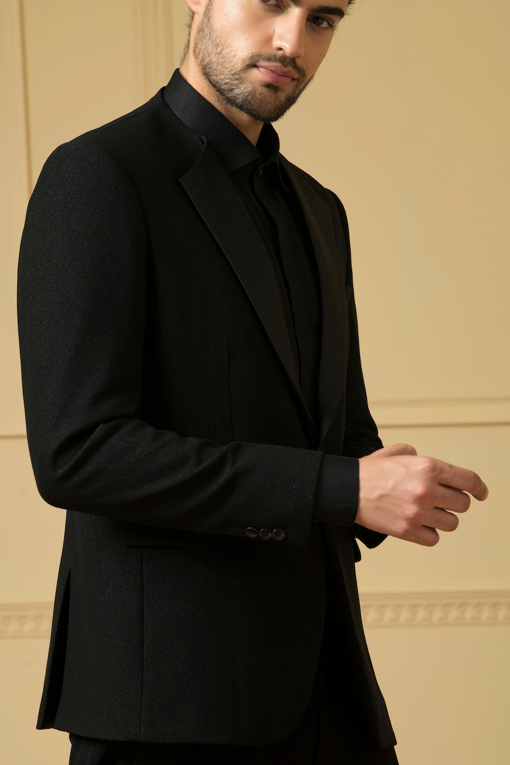 The Sharp Black Blazer by Hilo Design | Grocsy