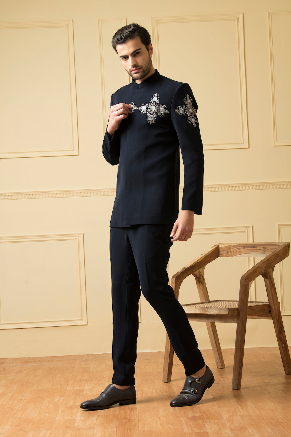 Noble Designer Men's Indo western Set by Hilo Design | Grocsy
