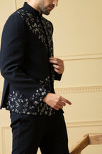 Valiente Designer Men's Indo western Set by Hilo Design | Grocsy