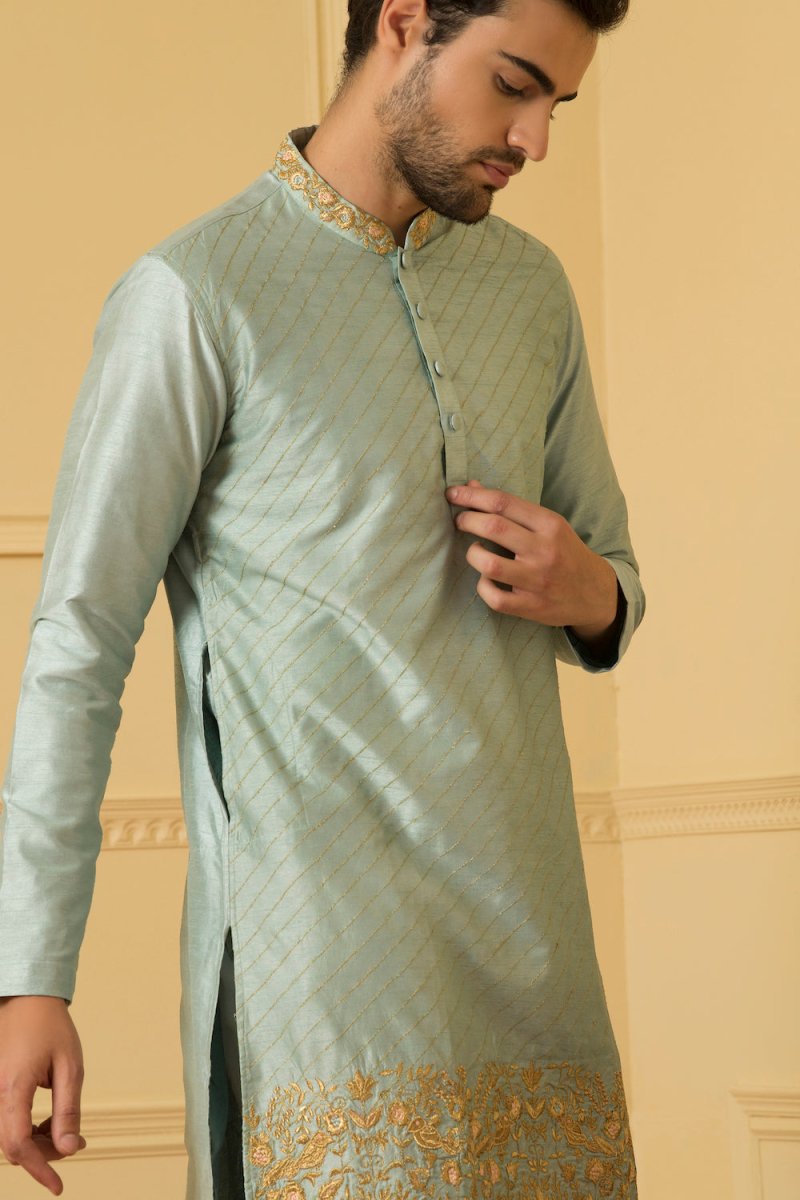 Aura Designer Men's Kurta by Hilo Design | Grocsy