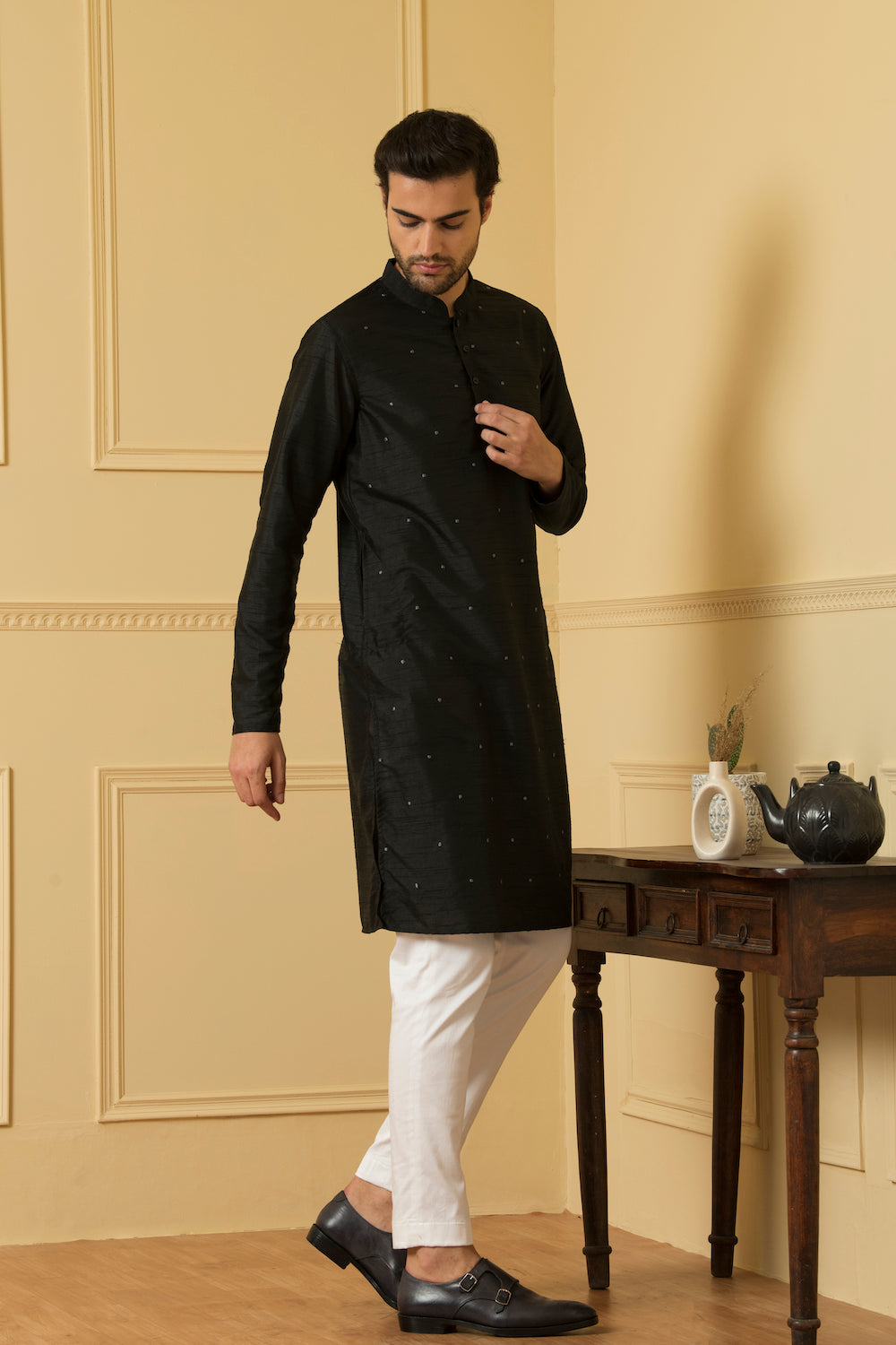 Estilo Designer Men's Kurta by Hilo Design | Grocsy