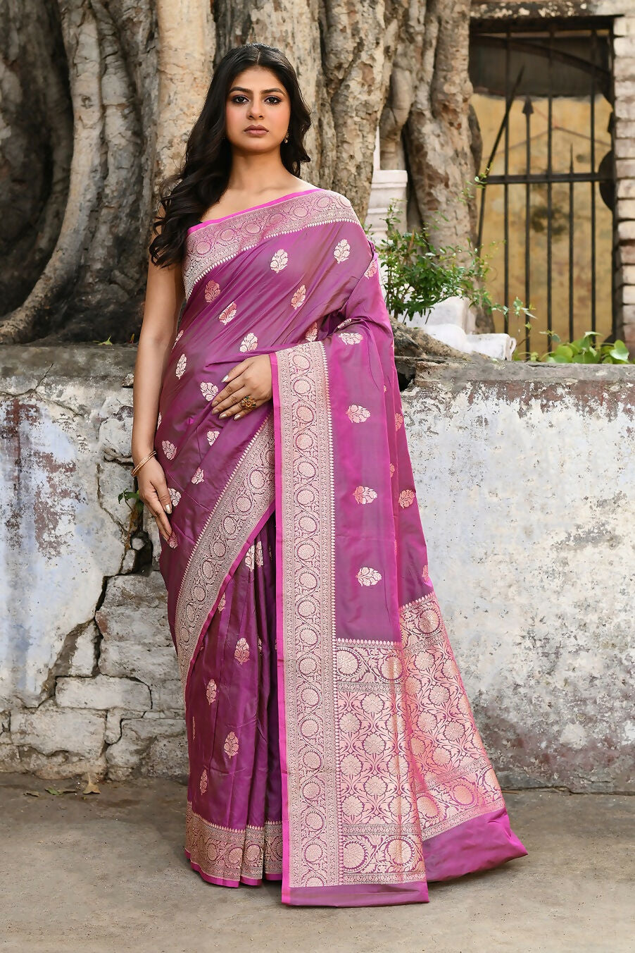 Joban Fashion Magenta Pure Katan Pure Handloom Banarasi Silk Saree | Grocsy