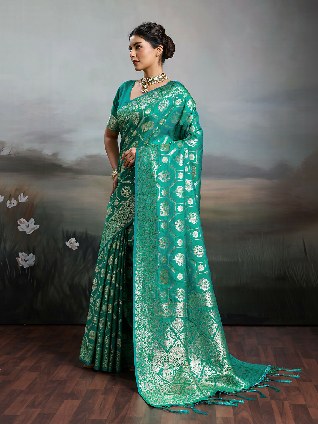 Shree Shyam Fashion Rama Green Silk Blend Saree | Grocsy