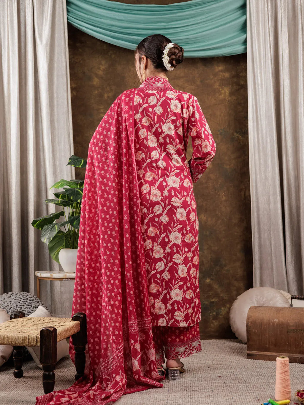 Yufta Hot Pink Floral Print Pure Cotton Beads Straight Kurta Dupatta Set With Lace Detailing | Grocsy