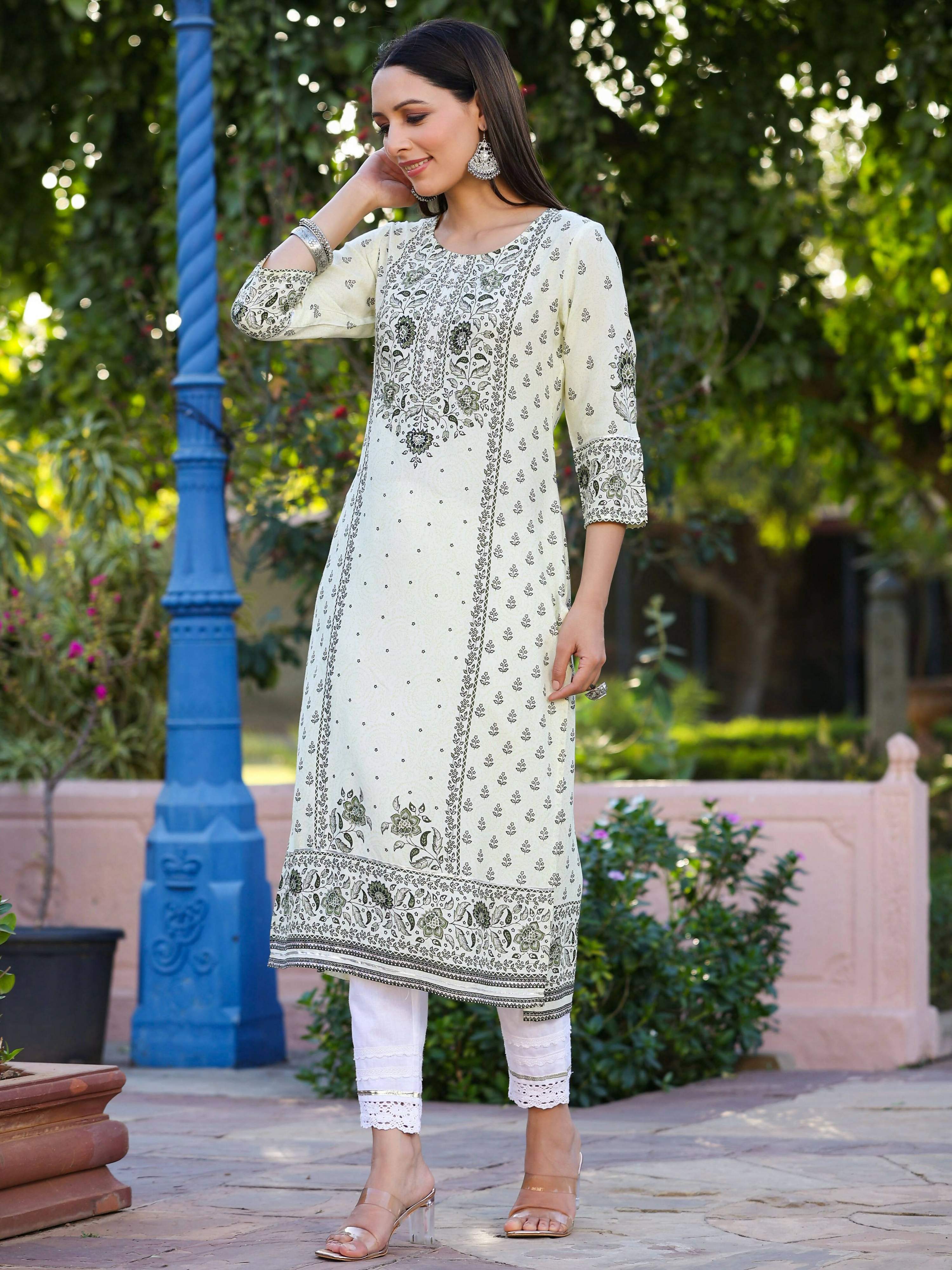 Juniper Women's Green Rayon Staple Kalamkari Floral Placement Printed Kurta | Grocsy