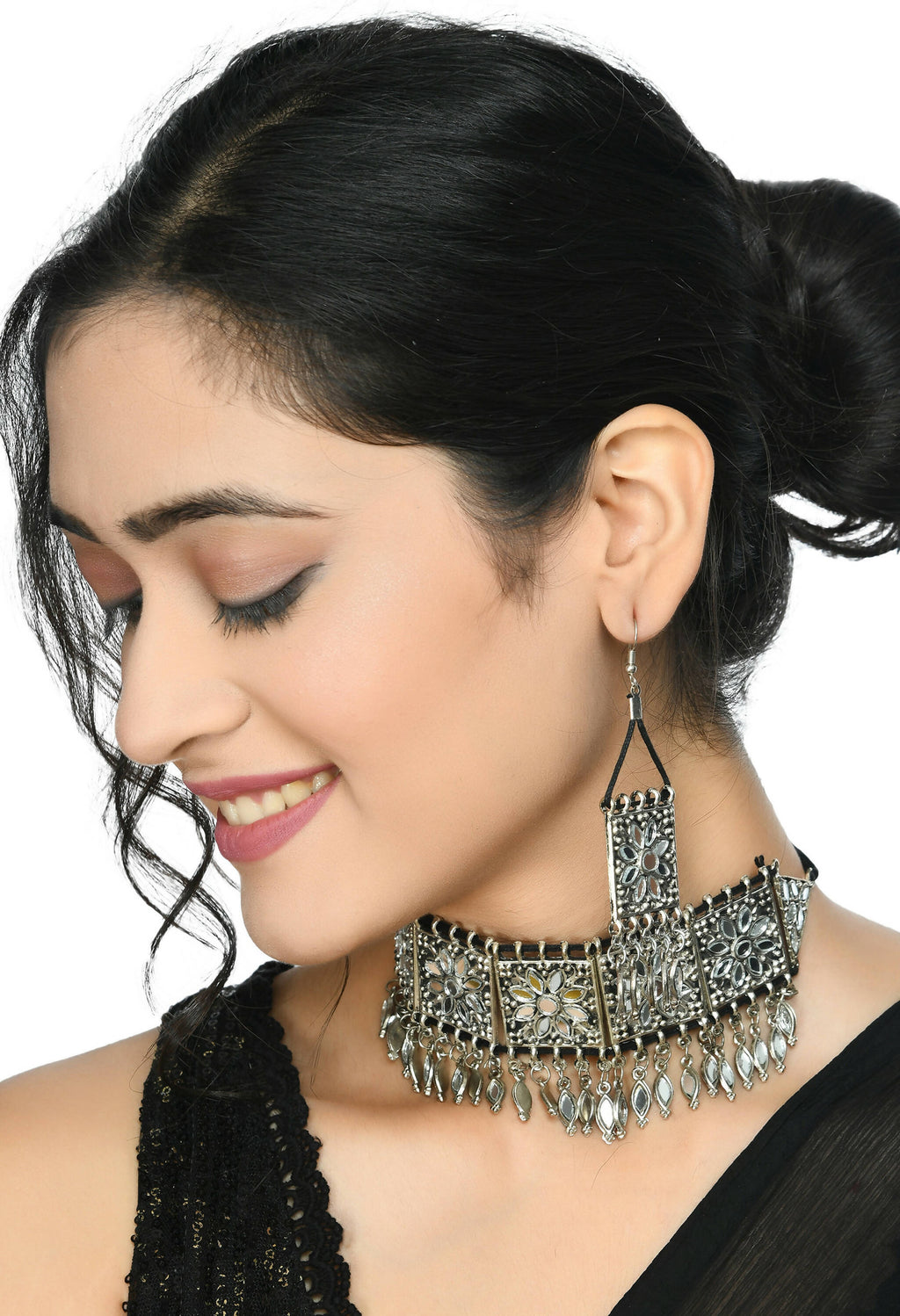 Mominos Fashion Johar Kamal Women Silver-Plated Brass Finish Mirror Work Choker | Grocsy