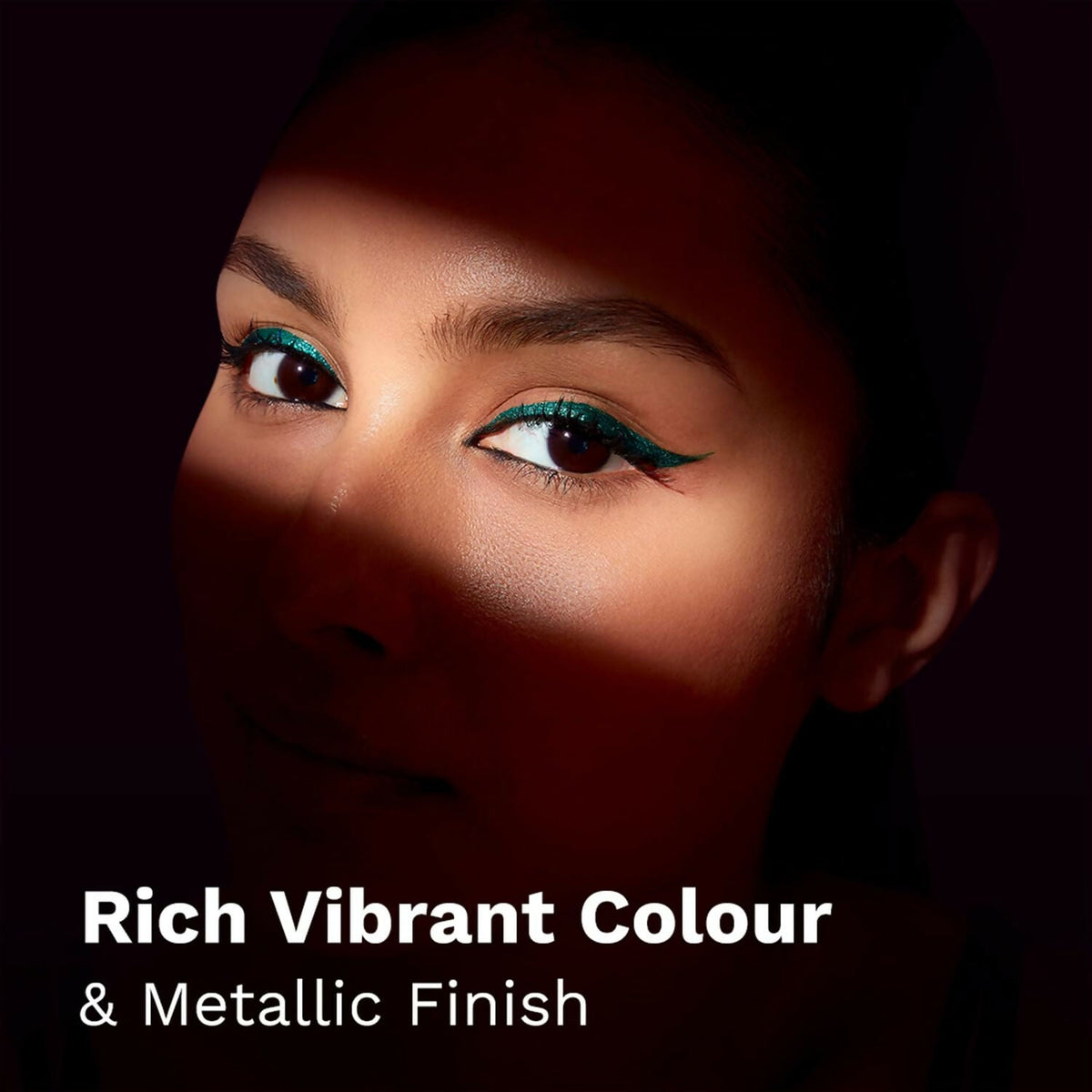 Pilgrim Metallic Eyeliner Green Envy, Long Lasting & Smudge Proof Enriched With Argan Oil | Grocsy