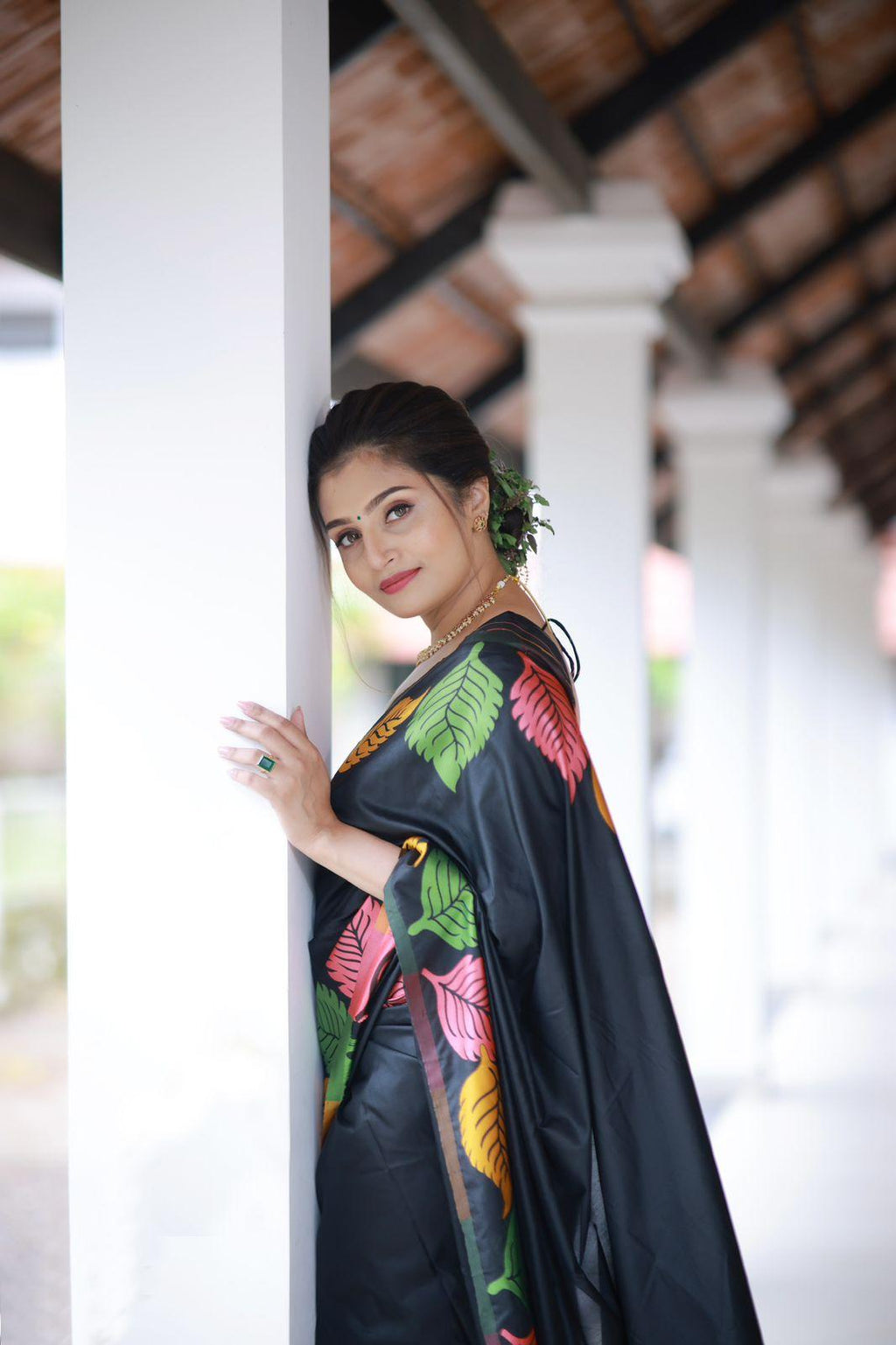 Black Pure Silk Woven Design Saree with Unstitched Blouse - A2M | Grocsy