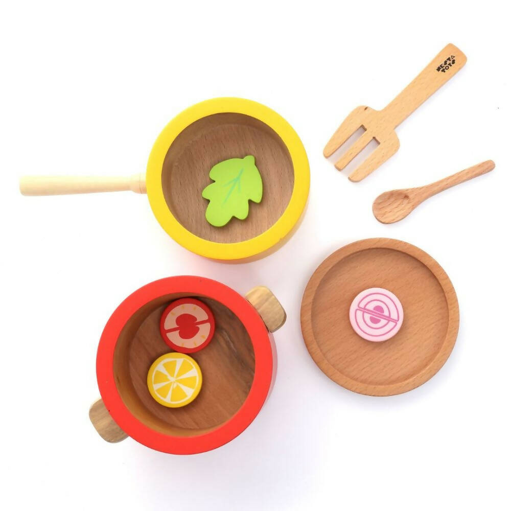 Nesta Toys Kitchen Play Set | Beech Wood Cooking Set | Grocsy