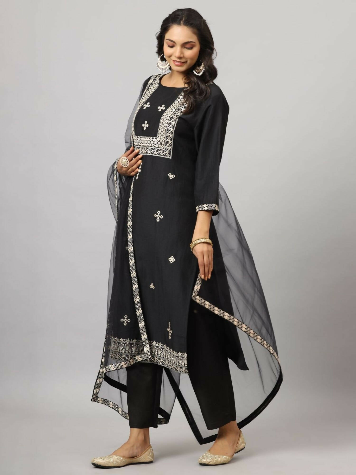 Juniper Women's Black Chinnon Solid Embroidered Kurta Set | Grocsy