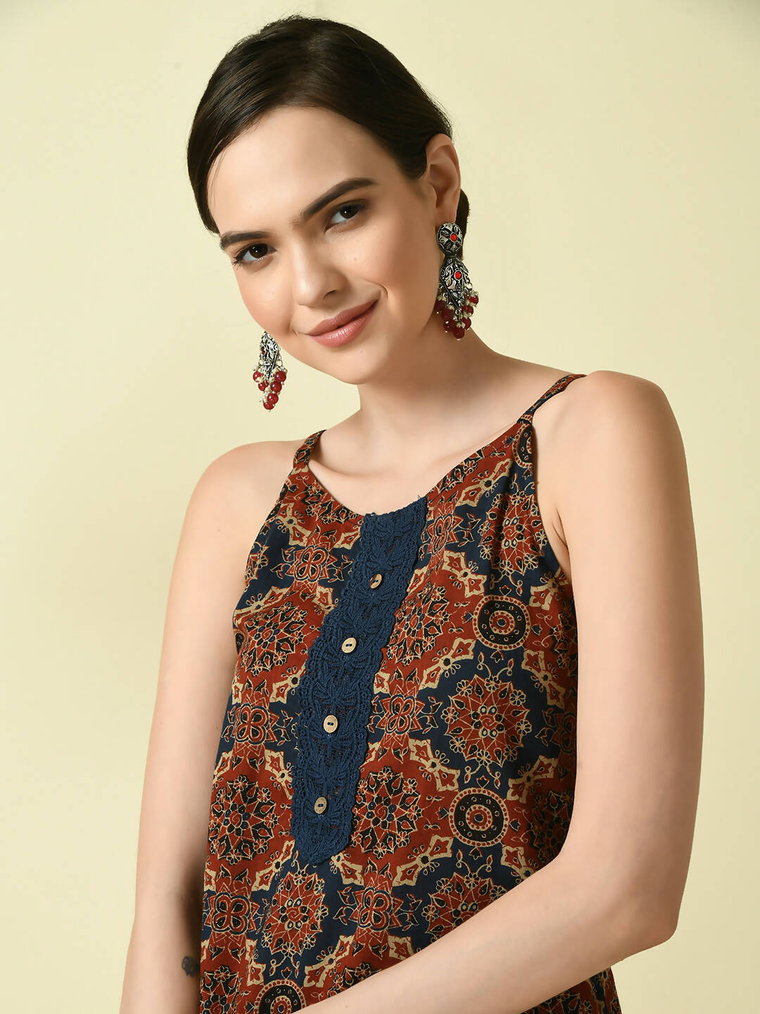 Myshka Women's Multi Straight Kurta & Trousers | Grocsy