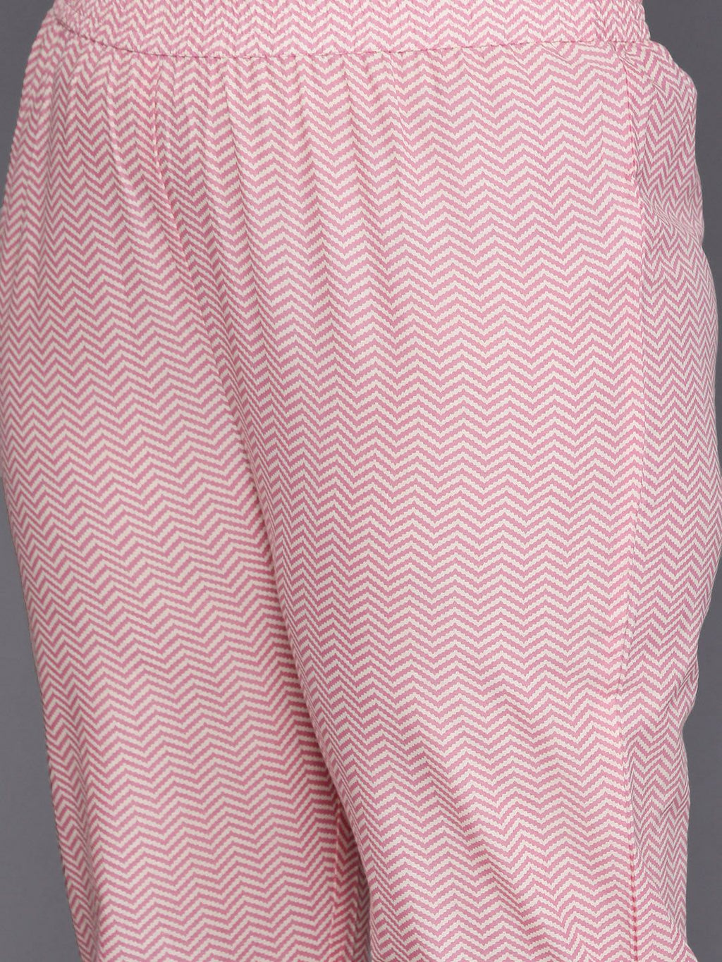 Sztori Plus Size Floral Printed Gotta Patti Pure Cotton A Line Kurta with Trousers | Grocsy
