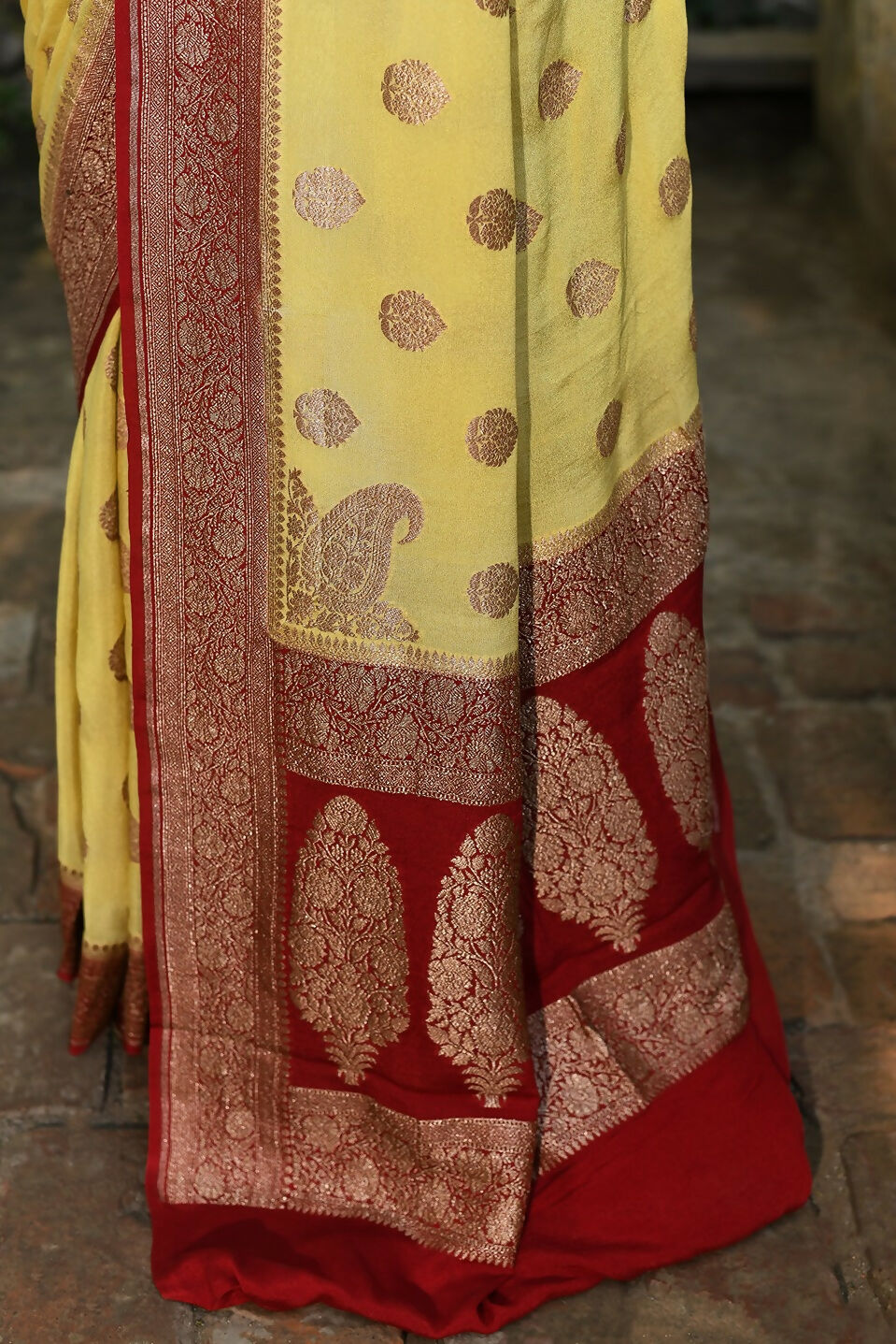 Joban Fashion Pale Yellow Crepe Chiffon Pure Handloom Banarasi Silk Saree | Grocsy