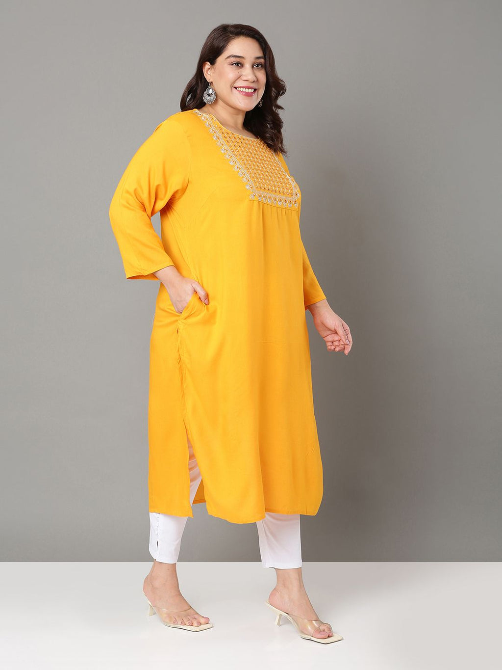 Sztori Plus Size Geometric Embroidered Mirror Work Straight Kurta | Grocsy