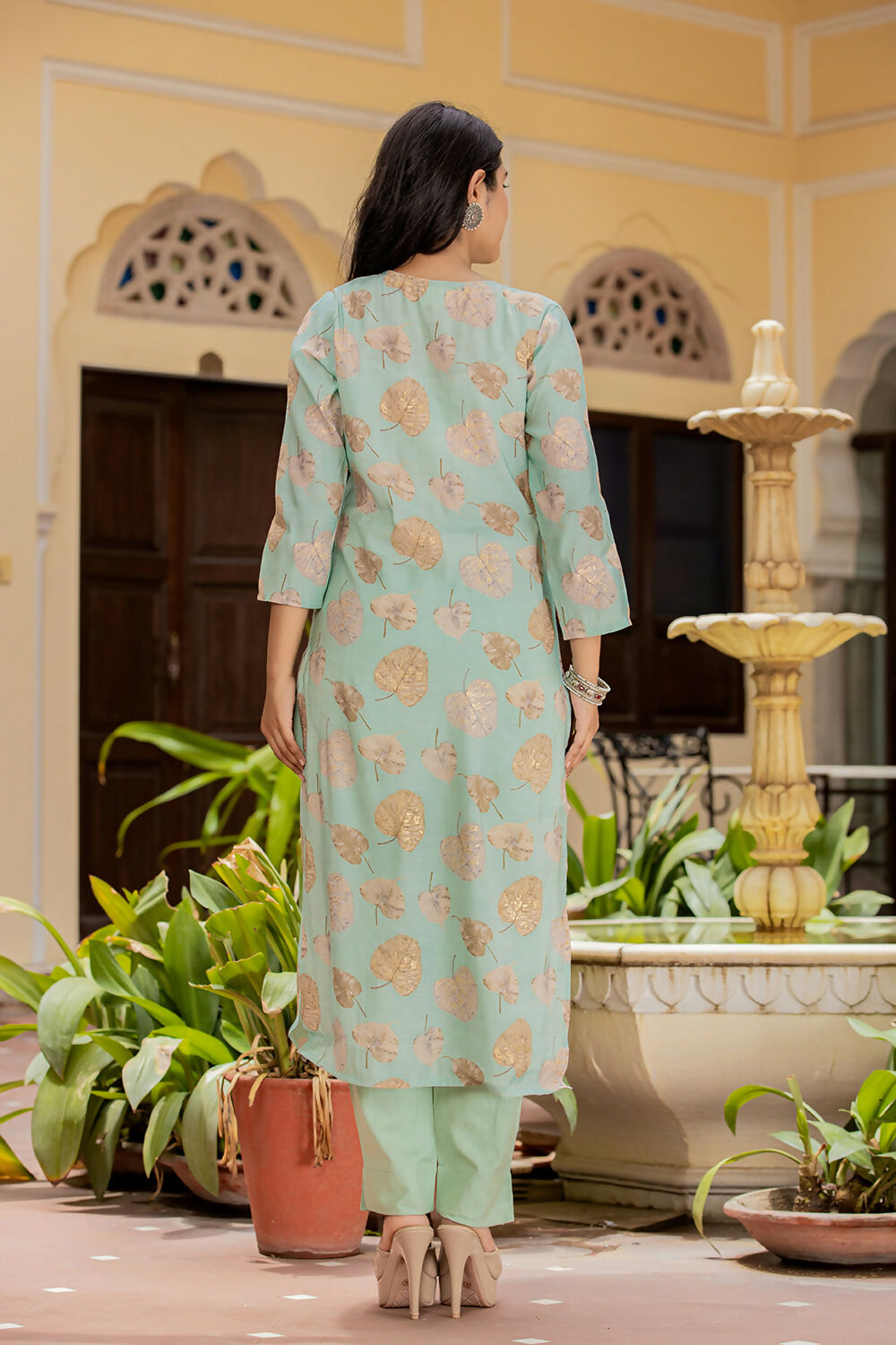 Kaajh Women's Green Modal Silk Printed Kurta Pant Set With Dupatta | Grocsy