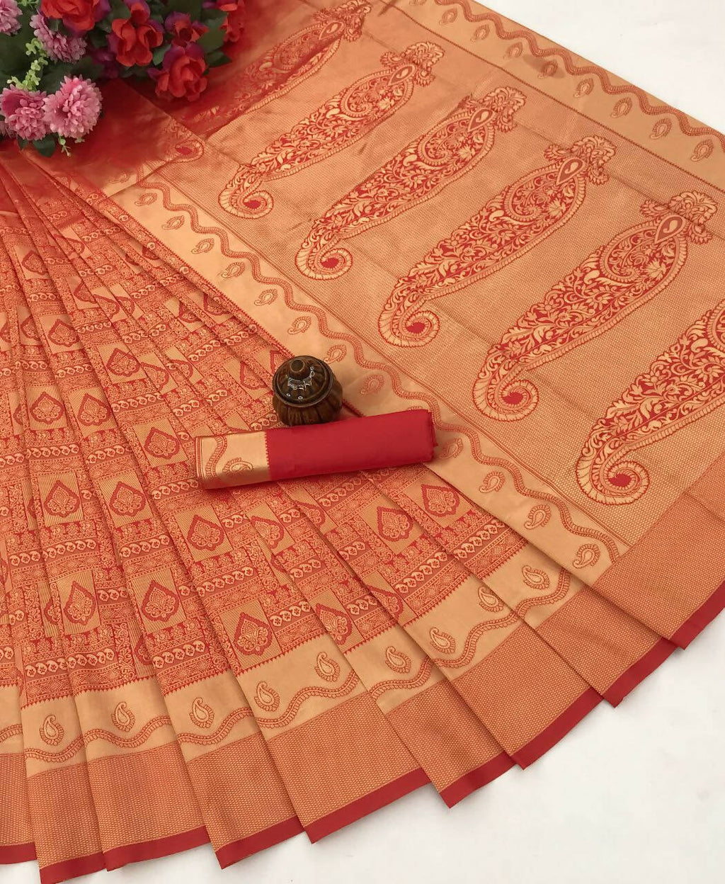 DEIANA'S Beautiful Designer Golden zari Soft Lichi Silk Saree - Red | Grocsy