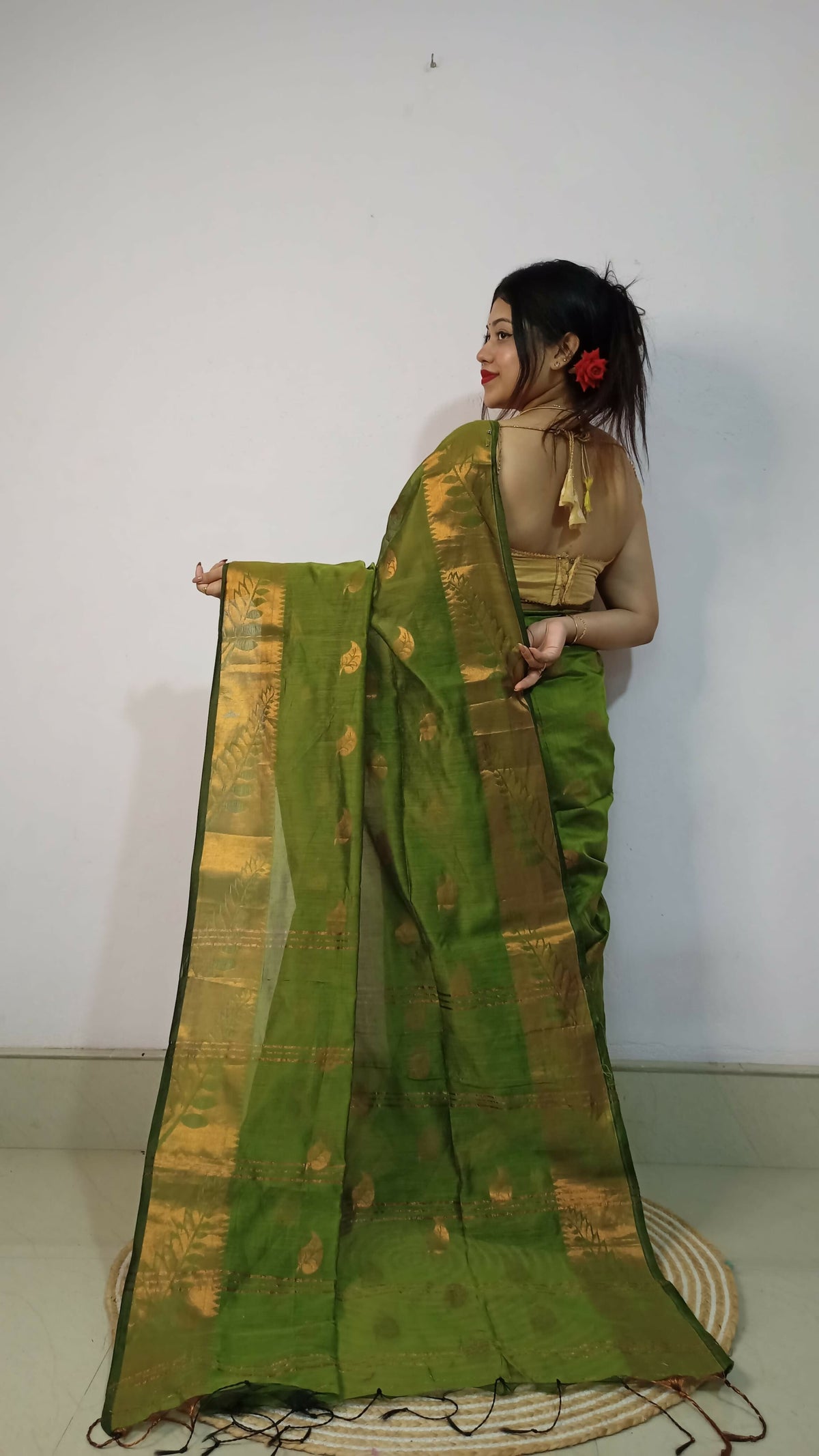 Exclusive Collection Beautiful Olive Green Cotton Silk Woven Handloom Saree With Running Blouse Piece | Grocsy