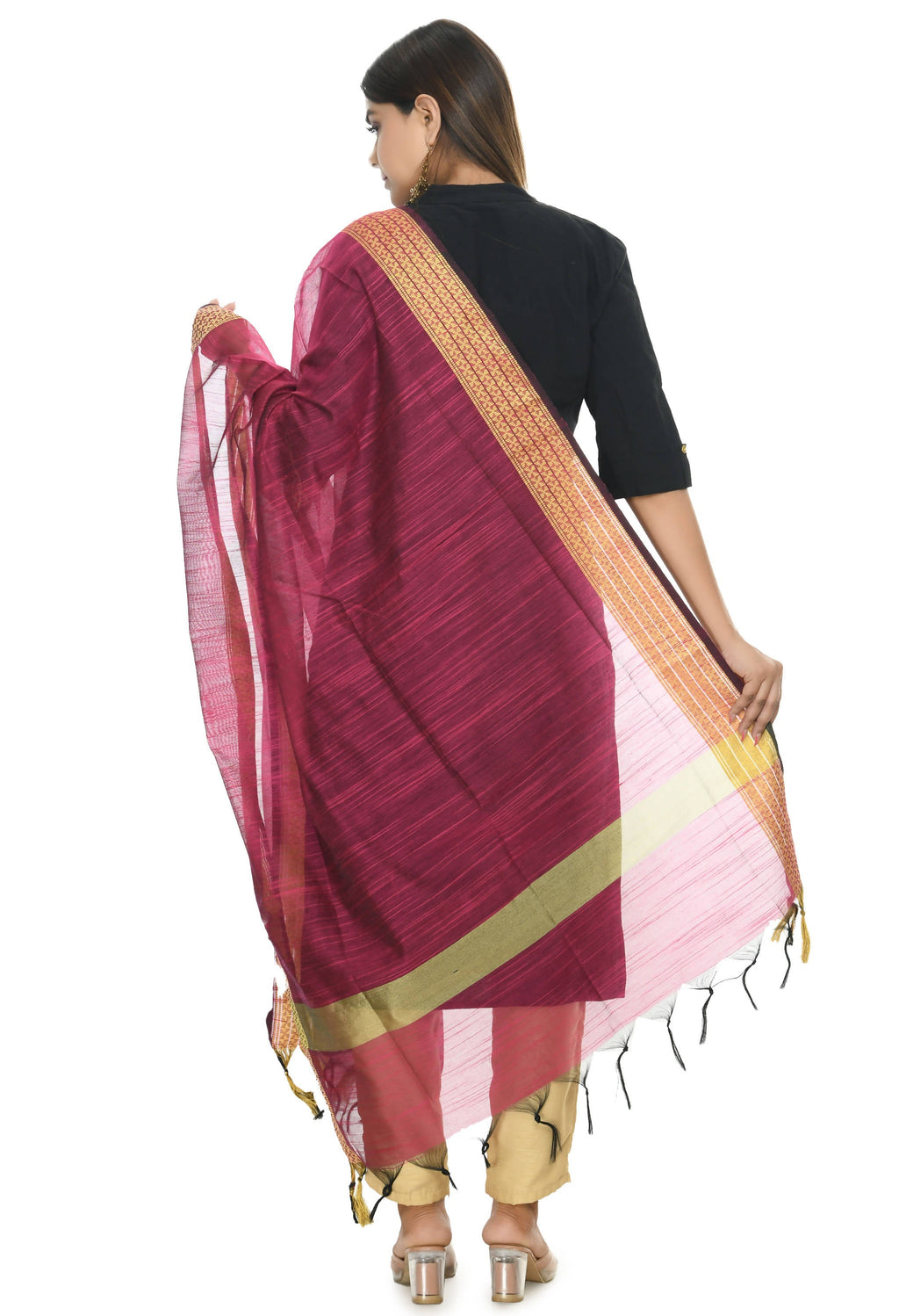 Mominos Fashion Moeza Handloom Cotton Pink Dupatta | Grocsy