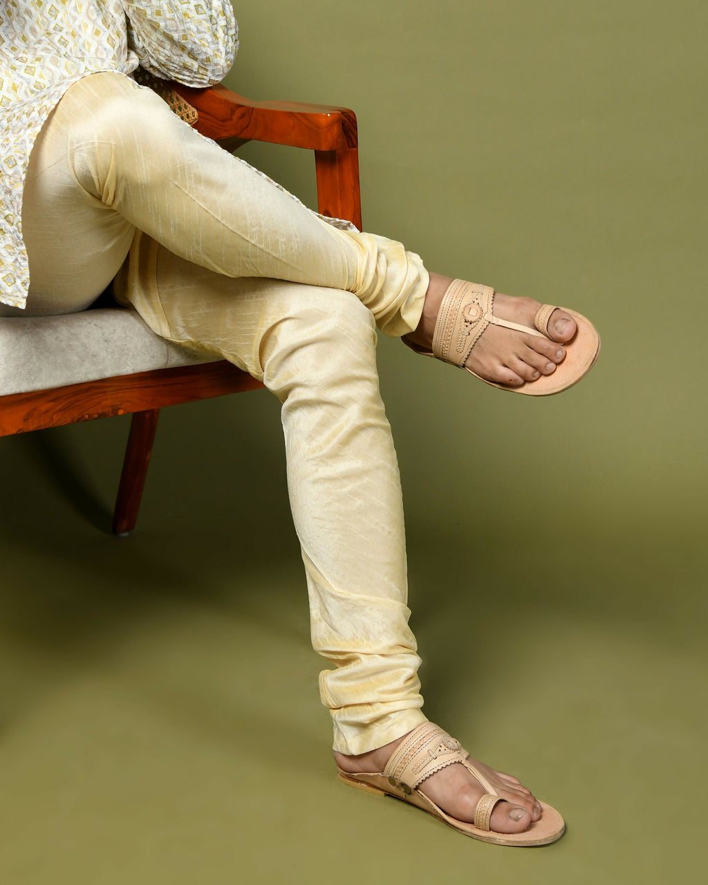 Stepsoft Men'S Natural Kolhapuri Chappal | Handcrafted Ethnic Slip-On Leather Footwear | Grocsy