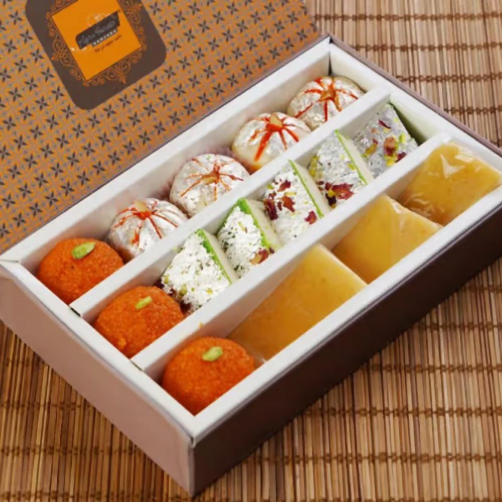 Agra Sweets Banjara Executive Gift Pack option 1 | Grocsy