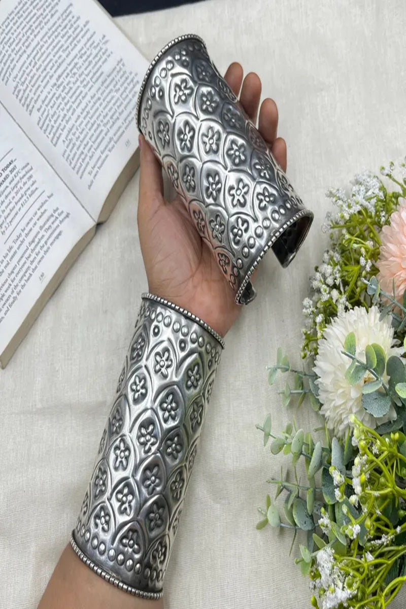 Vastrabhushan Oxidised Silver Hand Cuff Bracelet (set of 2) for Women, Floral Vintage Statement Cuff | Grocsy