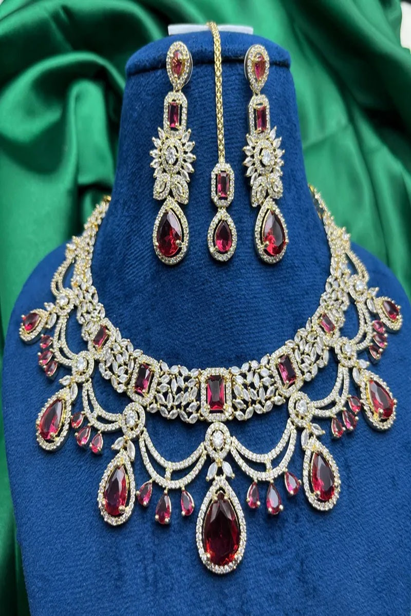 Vastrabhushan Red Stone Kundan Bridal Jewelry Set | Choker Necklace, Maang Tikka | Grocsy