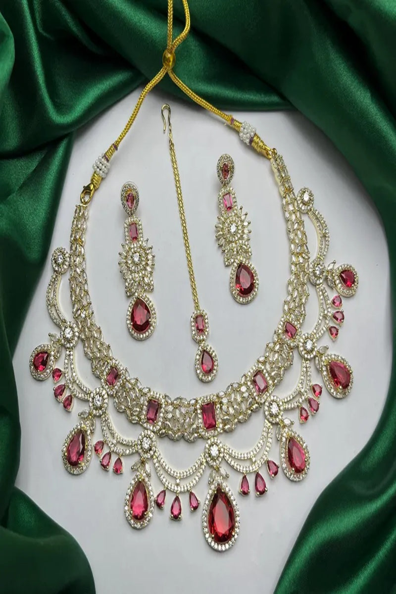 Vastrabhushan Red Stone Kundan Bridal Jewelry Set | Choker Necklace, Maang Tikka | Grocsy