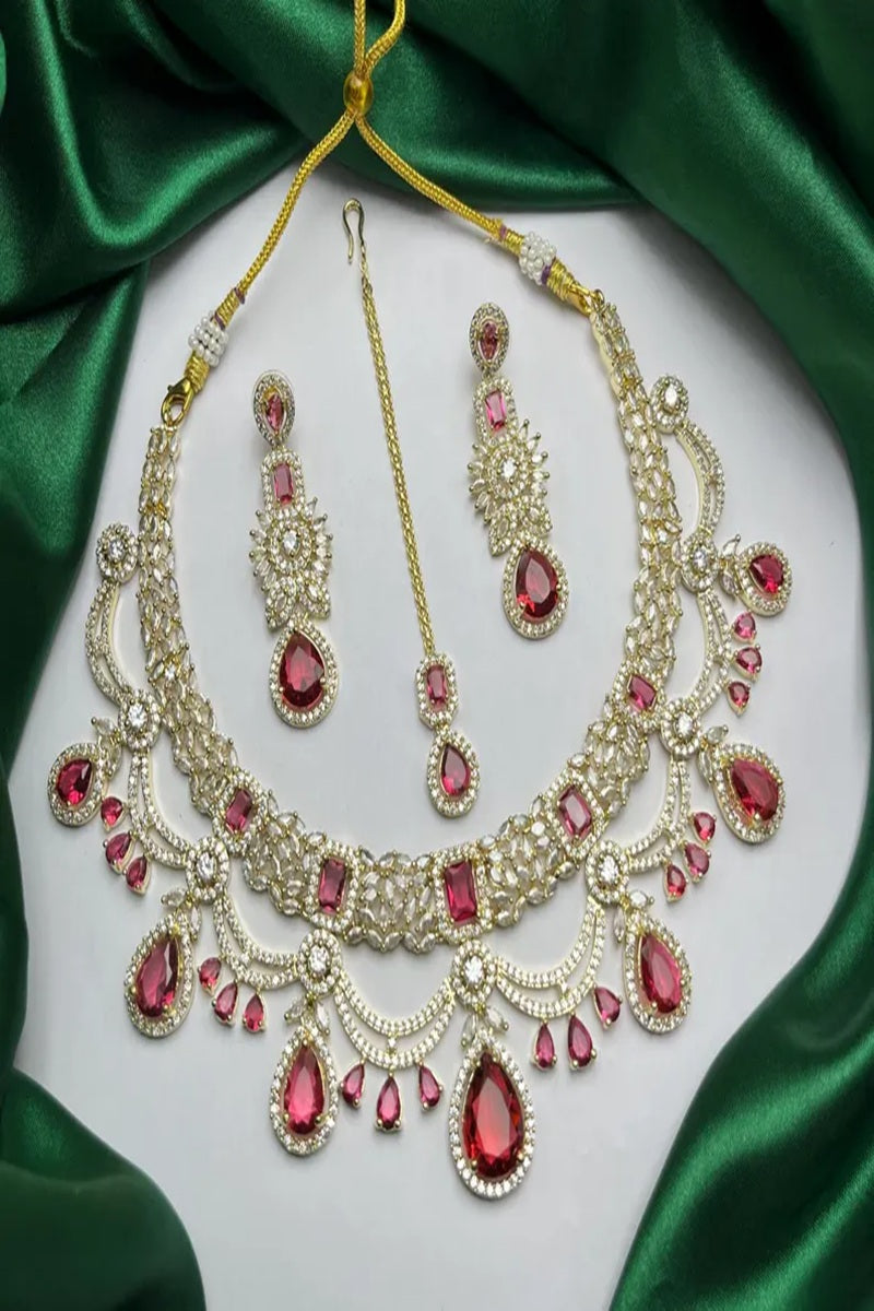 Vastrabhushan Red Stone Kundan Bridal Jewelry Set | Choker Necklace, Maang Tikka | Grocsy