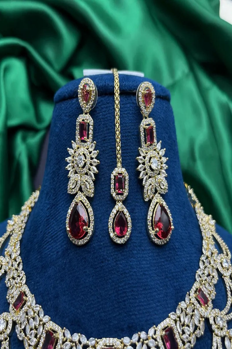 Vastrabhushan Red Stone Kundan Bridal Jewelry Set | Choker Necklace, Maang Tikka | Grocsy