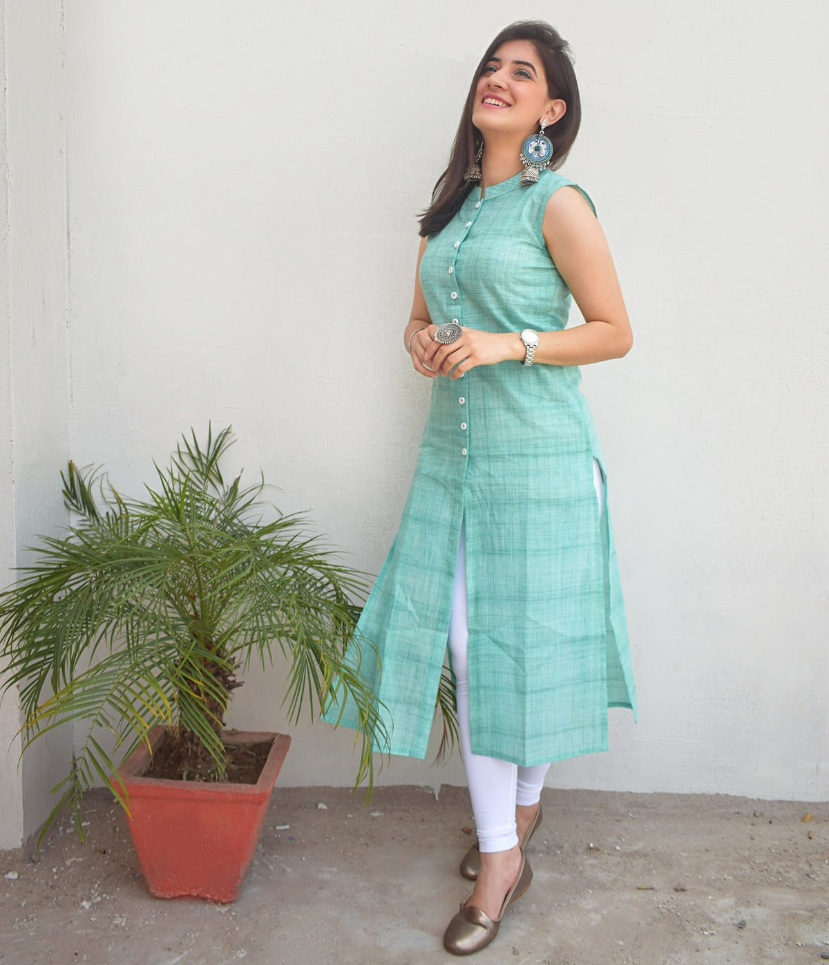 Jompers Women Green Pure Cotton Woven Design Straight Kurta | Grocsy