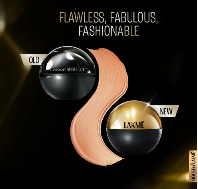 Lakme Absolute Mattreal Skin Natural Mousse - Golden Sand | Grocsy