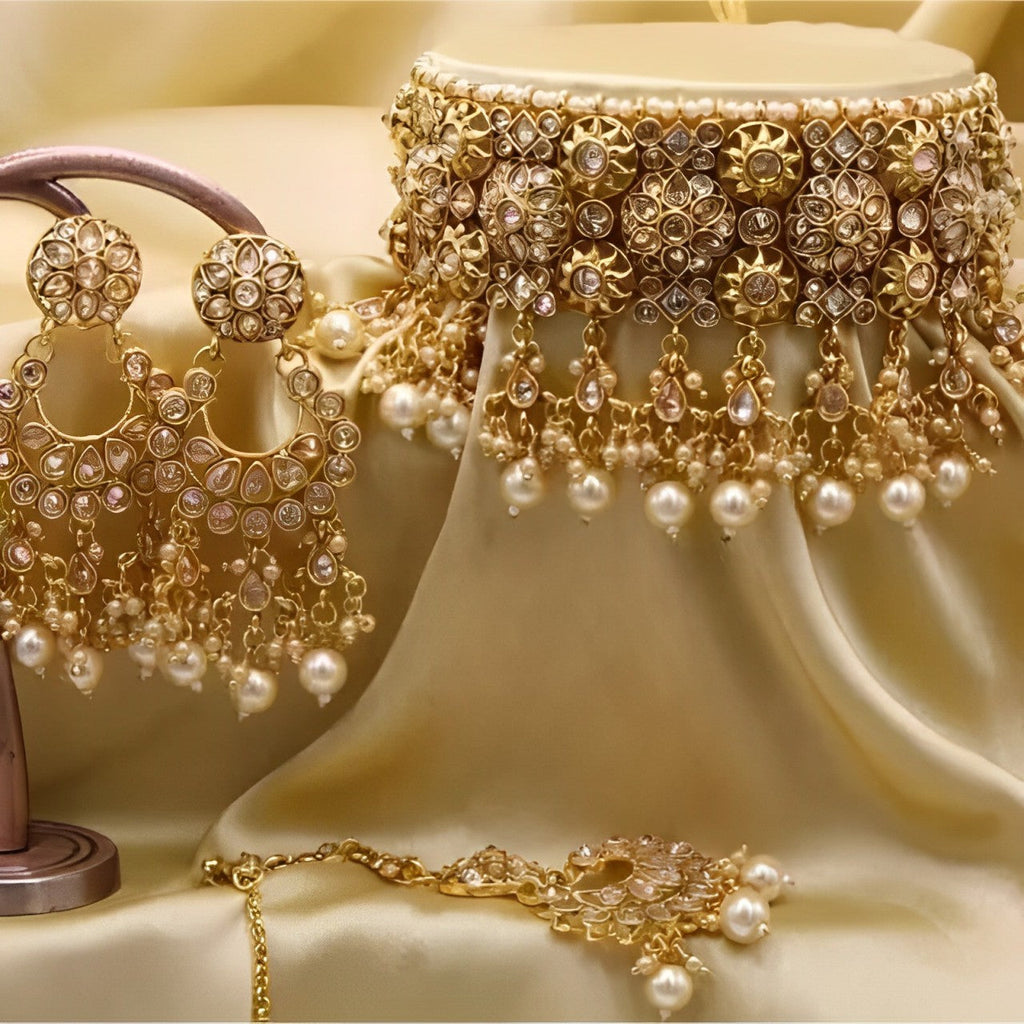 Jewel City Exquisite Kundan Choker Necklace Set | Grocsy