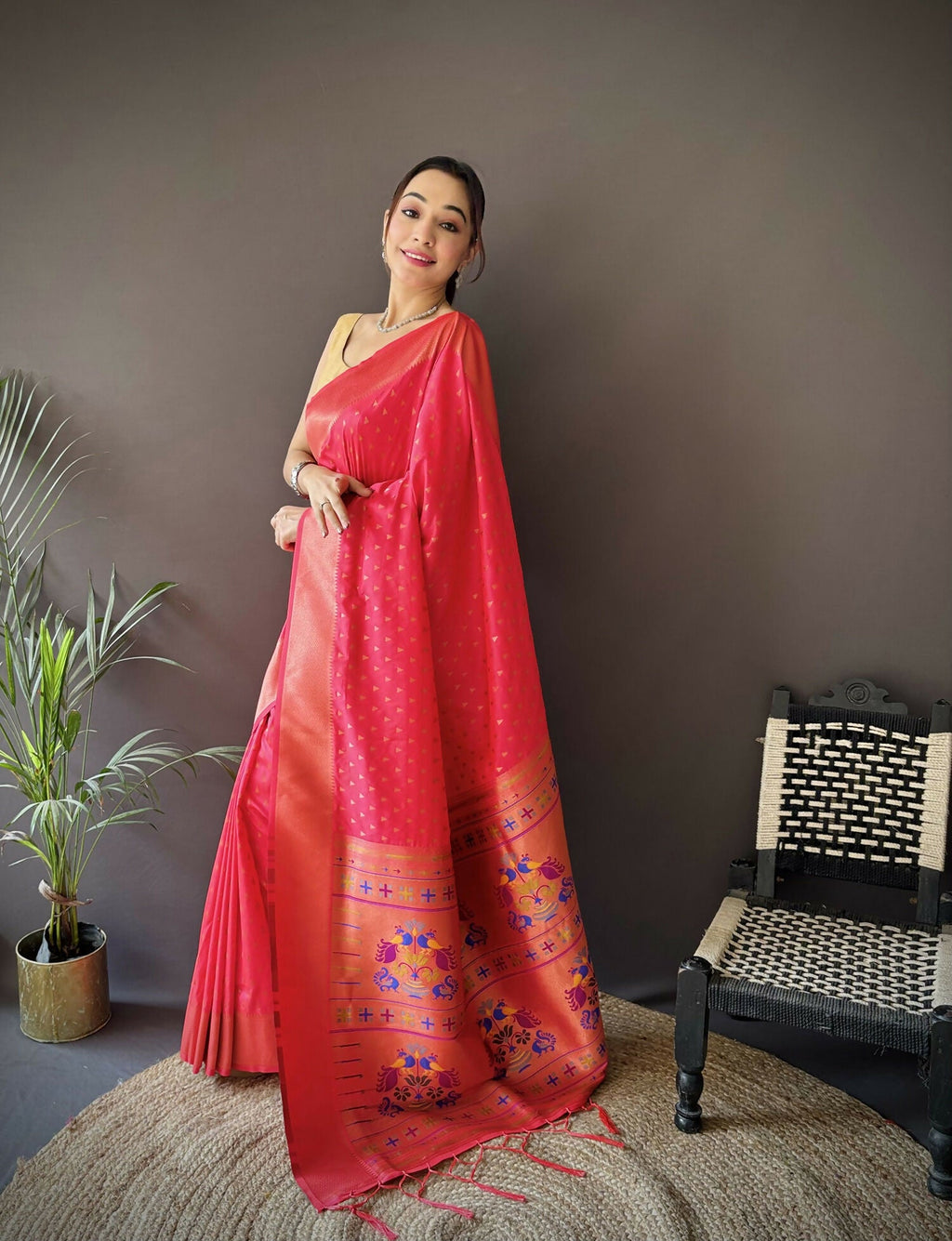 Joban Fashion Hot Pink Jacquard Butti Soft Lichi Silk Paithani Saree | Grocsy