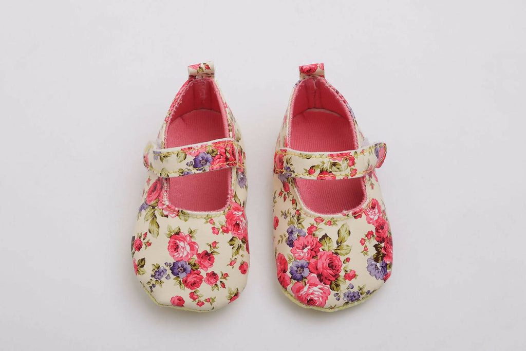 Tiny Bugs Girls Flowral Print Infants Booties - Pink | Grocsy