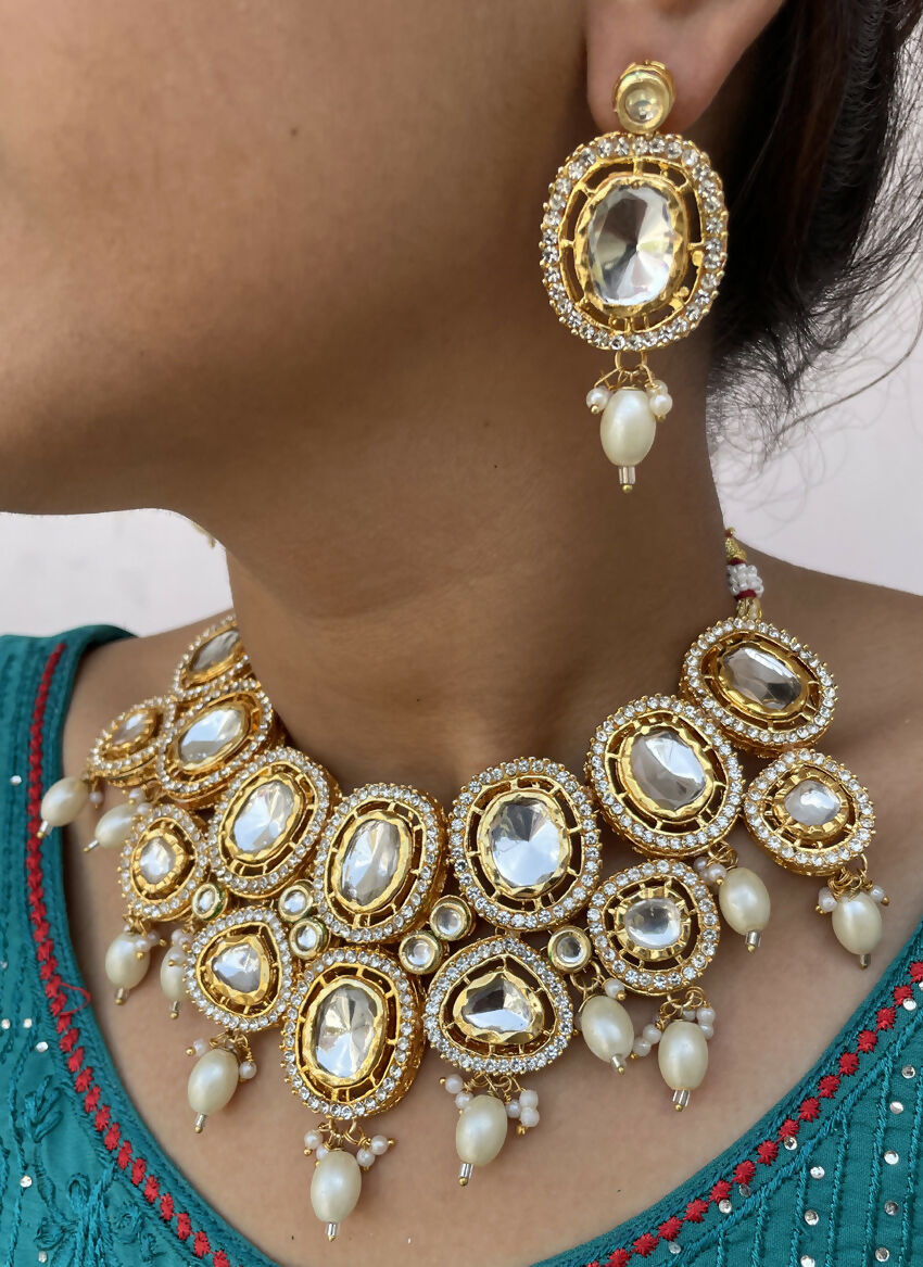 Joban Fashion Hand Made High Quality Gold Plated Base Metal Alloy Kundan Stone Studded Kundan Jewellery Set | Grocsy