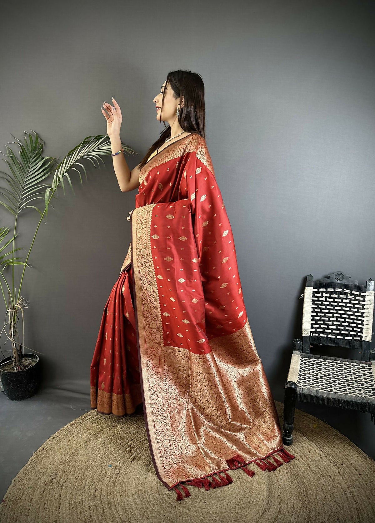 Joban Fashion Red Zari Weaving Motif Lichi Silk Banarasi Silk Saree | Grocsy