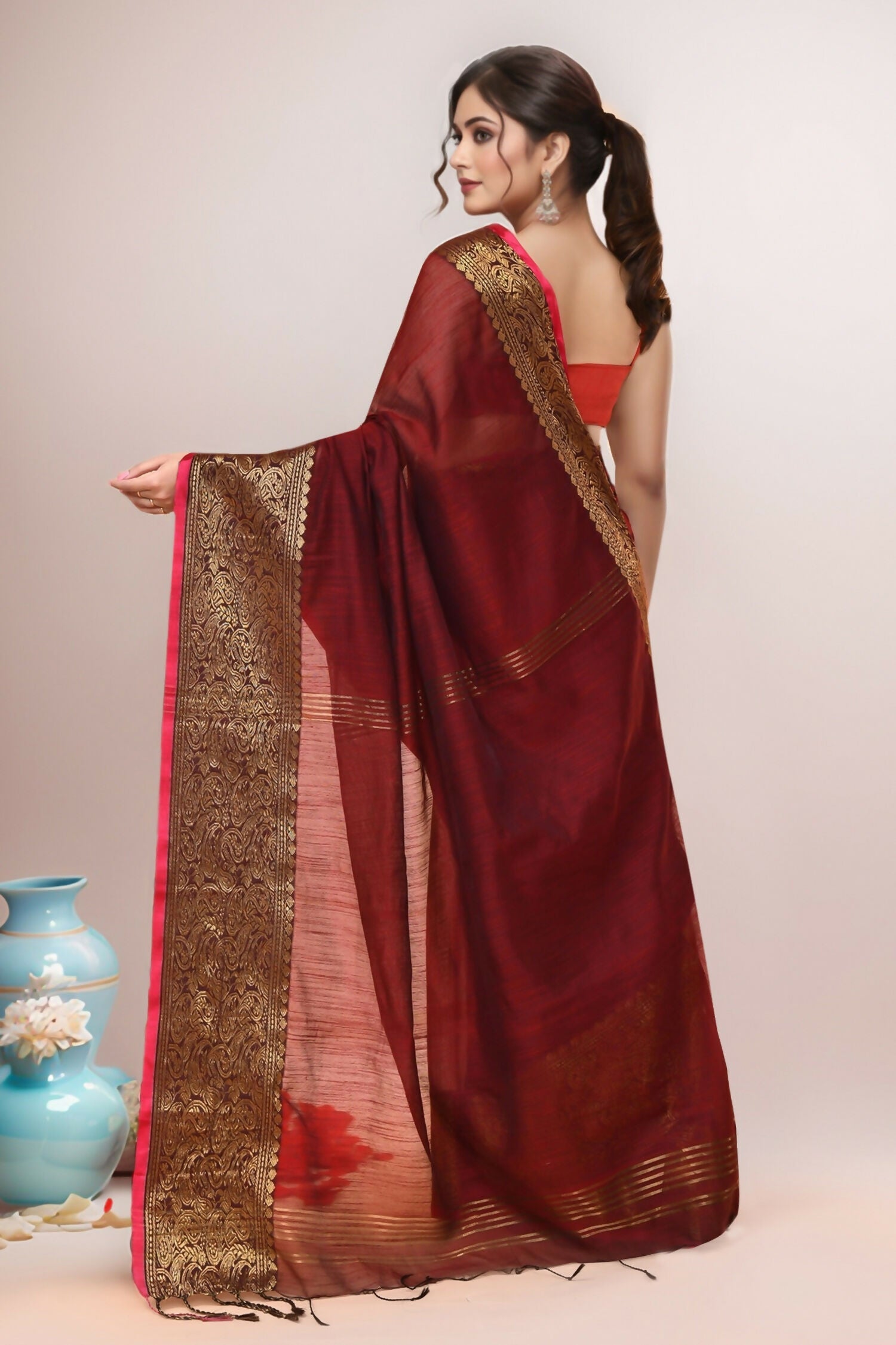 Joban Fashion Maroon Cotton Blend Handloom Saree | Grocsy