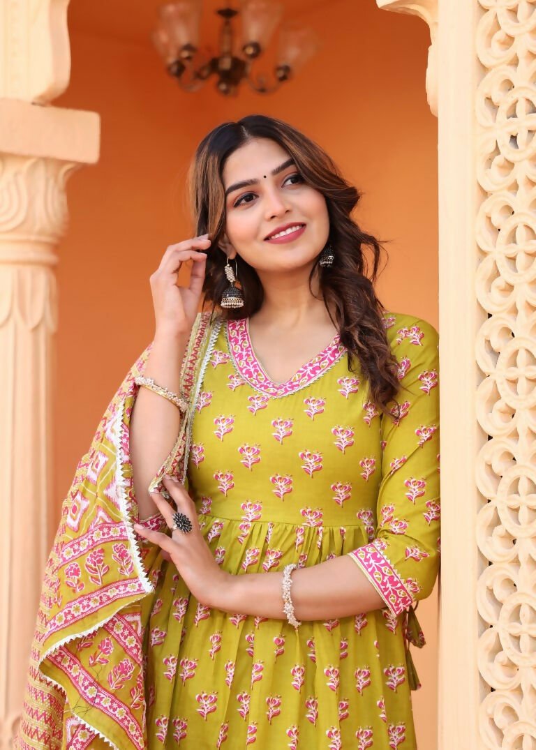 Alvano Printed Naira Cut Kurti Kurti with Pant and Dupatta Set for Women's and Girls Cotton | Grocsy