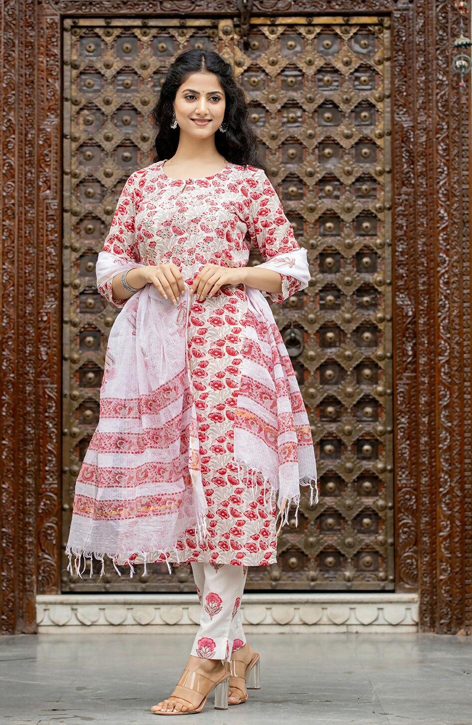 Kaajh Women's Pink Floral Cotton Handblock Salwar Suit Set | Grocsy
