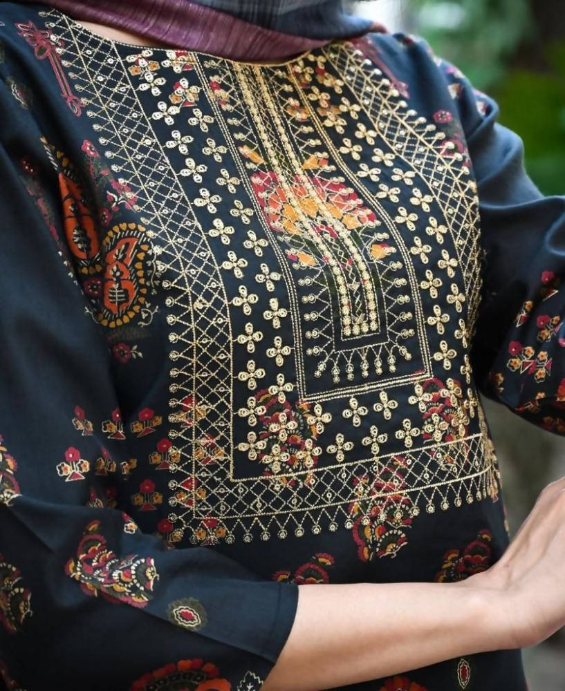 Yufta Women Black & Burgundy Printed Kurta & Trouser with Dupatta | Grocsy