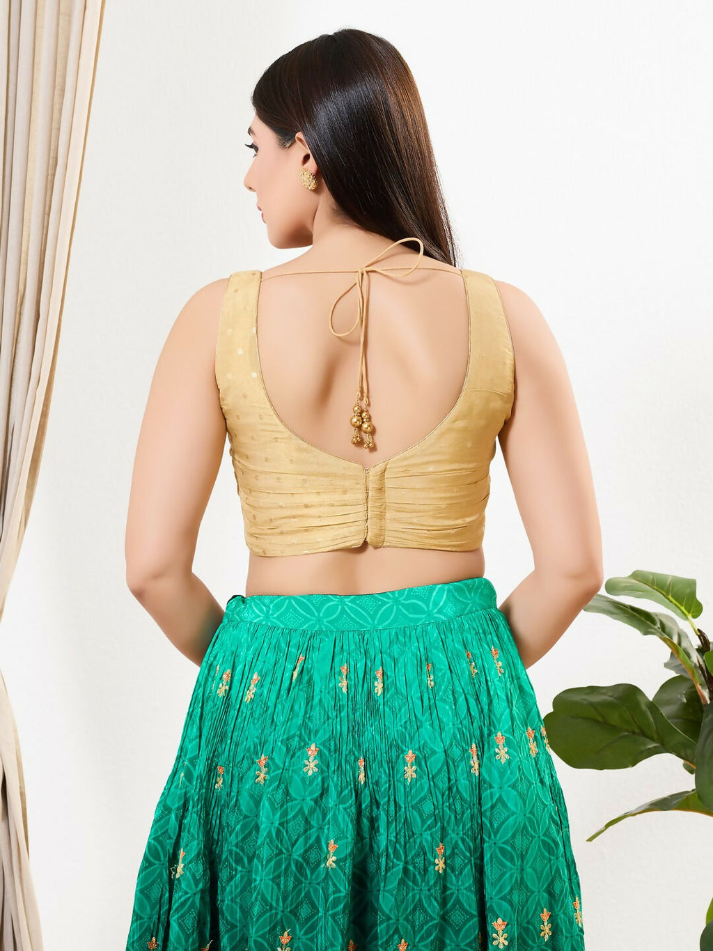 Joban Fashion Light Gold Tissue Padded Blouse With V Neck Sleeveless | Grocsy