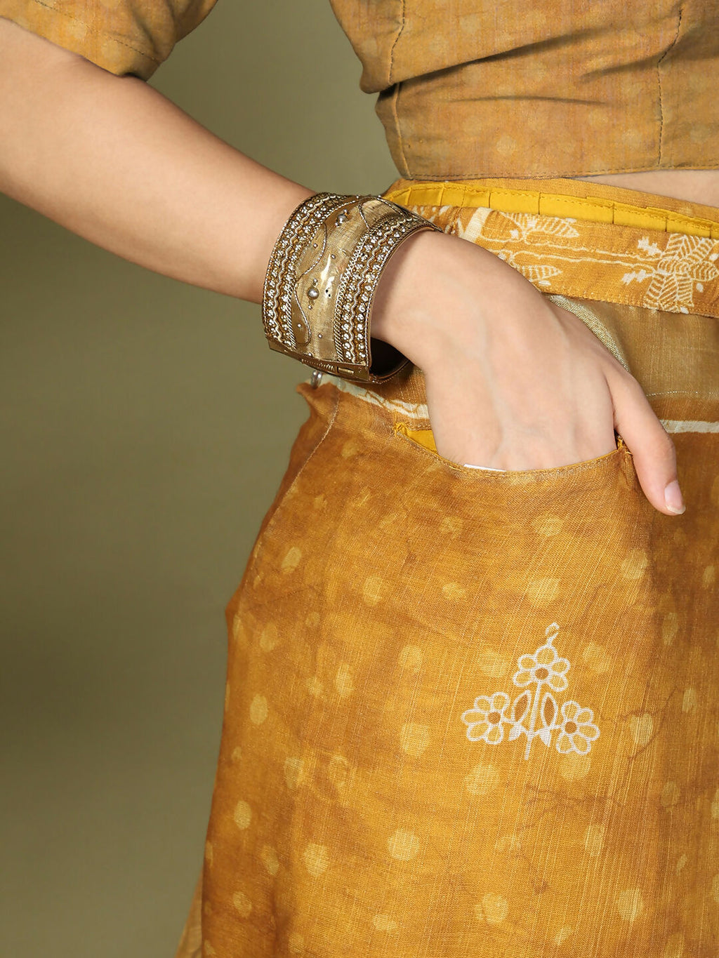 Shree Shyam Fashion Cotton Golden Saree | Grocsy