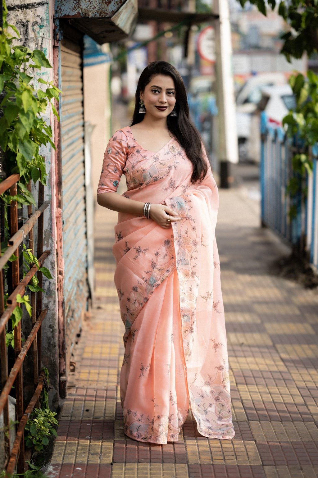 Pink Pure Linen Ethnic Motifs Saree with Unstitched Blouse - A2M | Grocsy